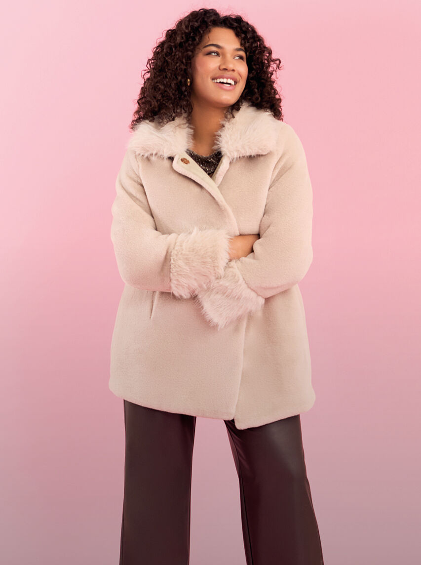 CAPPOTTI E GIACCHE PELUCHE